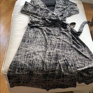 Black and Whote Wrap Dress